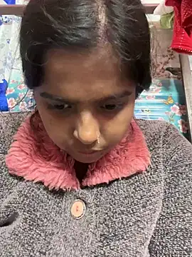 Snapshot of Beauty-queen chatting on January 2025 03:45:01 PM Beauty-queen online show from January 2025 03:45:01 PM