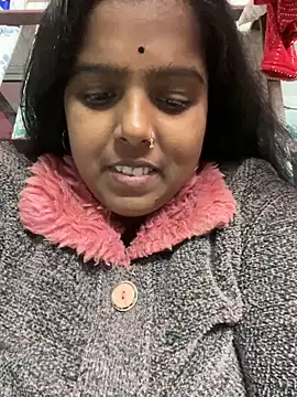 Snapshot of Beauty-queen chatting on January 2025 09:59:01 AM Beauty-queen online show from January 2025 09:59:01 AM