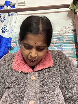 Snapshot of Beauty-queen chatting on January 2025 12:56:01 PM Beauty-queen online show from January 2025 12:56:01 PM