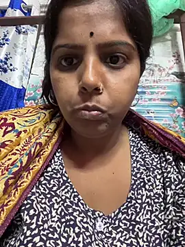 Snapshot of Beauty-queen chatting on March 2025 05:17:02 PM Beauty-queen online show from March 2025 05:17:02 PM