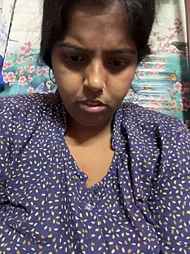 Snapshot of Beauty-queen chatting on March 2025 04:14:02 PM Beauty-queen online show from March 2025 04:14:02 PM