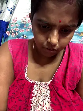 Snapshot of Beauty-queen chatting on September 2025 11:10:01 AM Beauty-queen online show from September 2025 11:10:01 AM