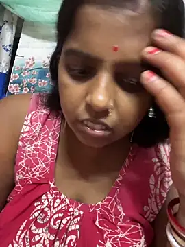 Snapshot of Beauty-queen chatting on September 2025 11:11:01 AM Beauty-queen online show from September 2025 11:11:01 AM