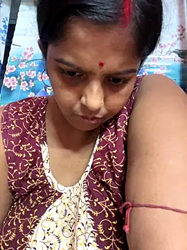 Snapshot of Beauty-queen chatting on October 2025 10:38:01 AM Beauty-queen online show from October 2025 10:38:01 AM