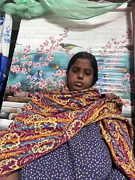 Beauty-queen online show from November 2025 11:10:03 AM