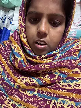 Beauty-queen online show from December 2025 10:19:01 AM