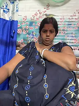 Beauty-queen online show from March 2026 11:14:01 AM