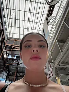 Snapshot of Alirawrz chatting on March 2026 03:23:01 AM Alirawrz online show from March 2026 03:23:01 AM