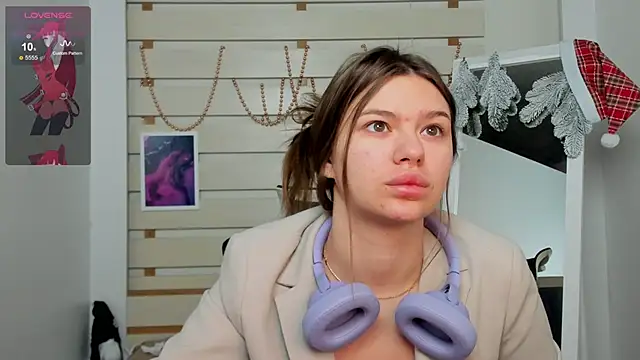 Josephine Kiss online show from January 2025 06:57:02 AM