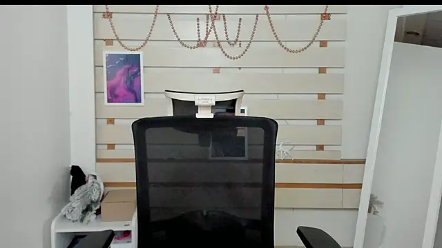 Josephine Kiss online show from January 2025 01:55:01 AM