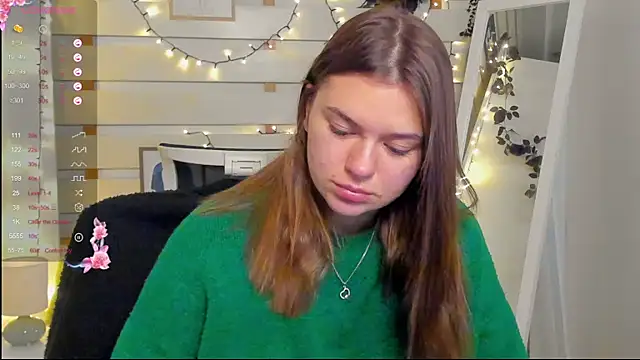 Snapshot of Josephine_Kiss chatting on January 2026 02:10:01 PM Josephine Kiss online show from January 2026 02:10:01 PM