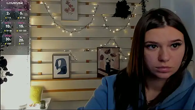 Snapshot of Josephine_Kiss chatting on February 2026 01:31:02 PM Josephine Kiss online show from February 2026 01:31:02 PM