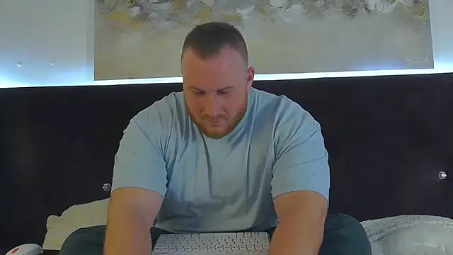 Snapshot of RoddyStill chatting on January 2025 08:19:02 AM RoddyStill online show from January 2025 08:19:02 AM