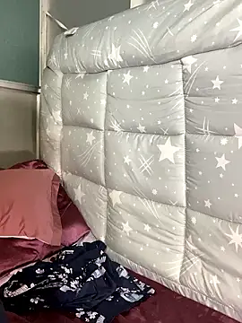 ninini92 online show from December 2024 01:40:01 PM