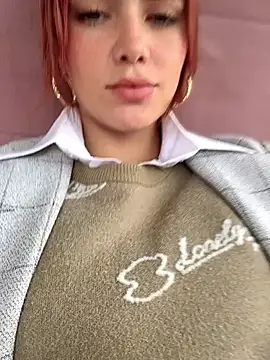 Lorraine Leon online show from December 2024 05:08:02 PM