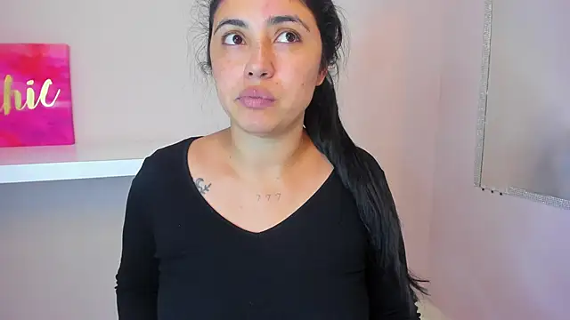 Danna 777  online show from December 2024 07:28:02 AM