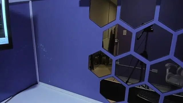 Danna 777  online show from October 2025 01:03:02 AM