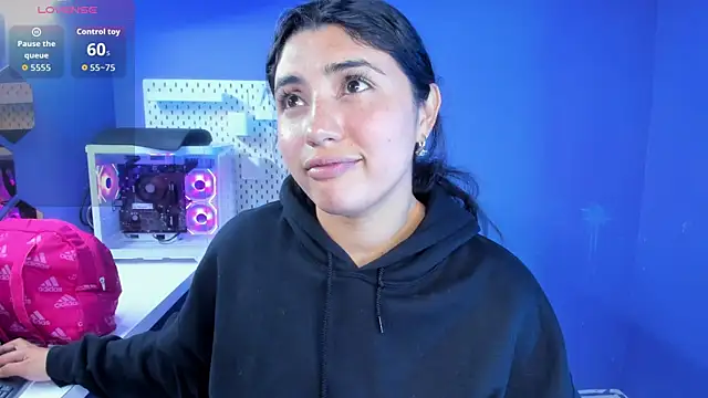 Danna 777  online show from October 2025 10:21:01 PM