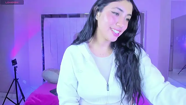 Snapshot of Danna_777_ chatting on February 2026 05:52:01 AM Danna 777 online show from February 2026 05:52:01 AM