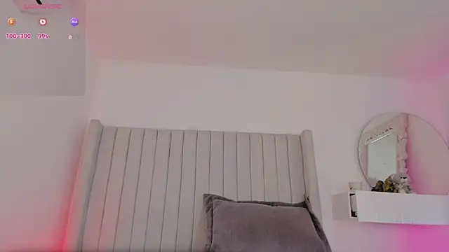 Shelynna azzul online show from May 2026 12:34:02 PM