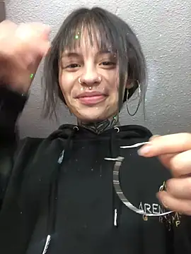 Tifanny Sweett online show from October 2025 02:52:01 AM