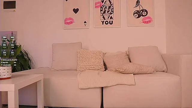 cute  petite online show from December 2024 09:40:02 PM