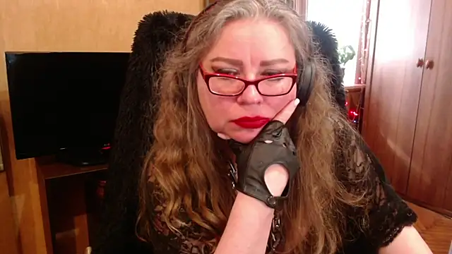 Snapshot of Miss_Tress chatting on March 2025 07:23:02 AM Miss Tress online show from March 2025 07:23:02 AM