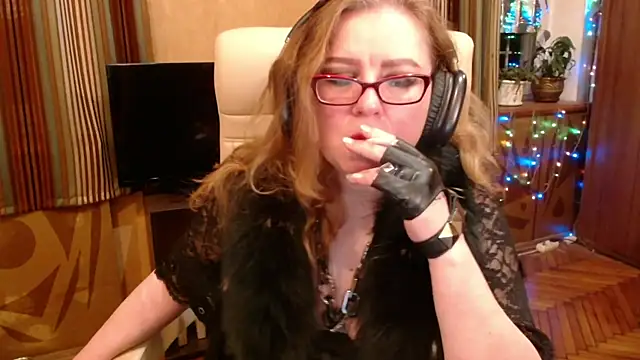 Miss Tress online show from April 2026 11:20:02 PM