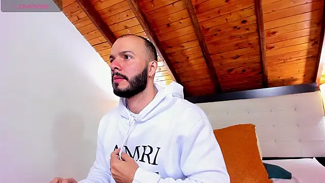 Tom Bailey online show from October 2025 12:59:02 PM