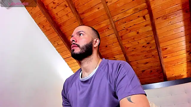 Tom Bailey online show from November 2025 12:59:02 PM