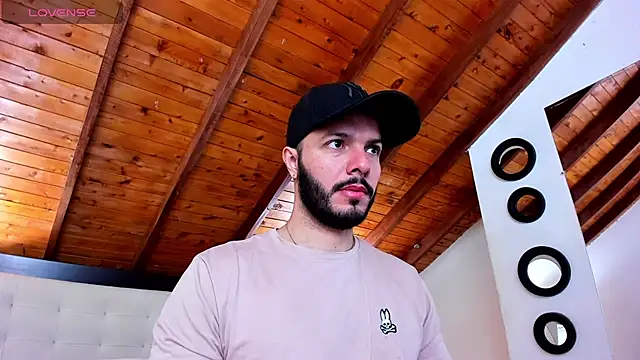 Tom Bailey online show from November 2025 12:41:02 PM