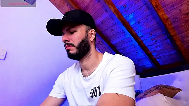 Tom Bailey online show from April 2026 01:27:02 PM