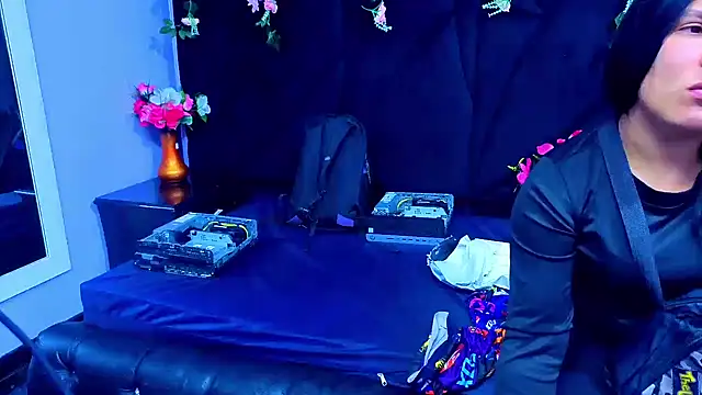 Kiara Casidie online show from March 2026 07:50:01 PM
