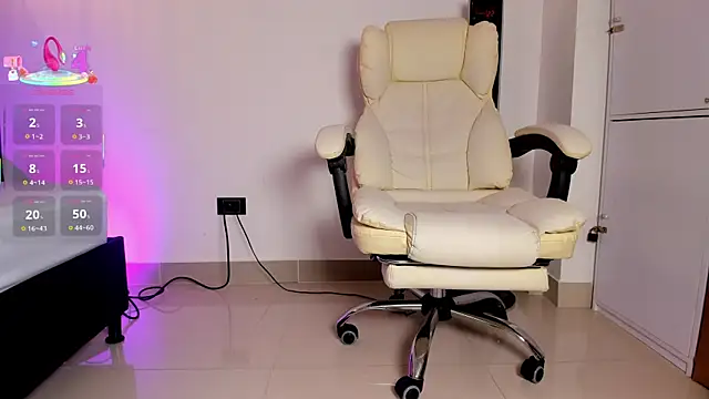 AllisonRoberts  online show from October 2025 07:44:02 PM