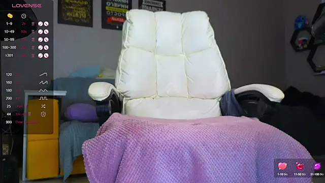 Snapshot of _Queen_lady_ chatting on September 2025 11:15:01 AM Queen lady online show from September 2025 11:15:01 AM