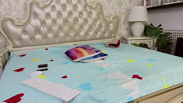 Snapshot of CarmellaAngel chatting on November 2025 10:59:02 AM CarmellaAngel online show from November 2025 10:59:02 AM