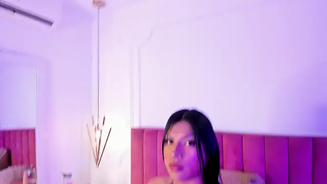 KimberlyCutee online show from March 2026 02:13:01 PM