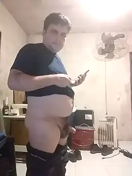 Claudiop2061 online show from April 2026 10:29:02 PM