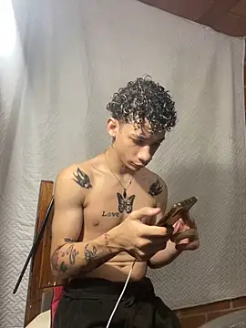 mateodeamjo online show from December 2024 04:47:01 AM