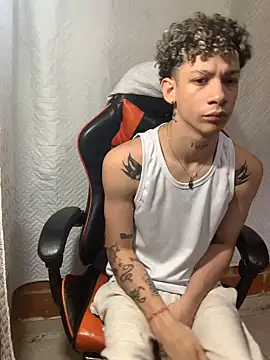 mateodeamjo online show from December 2024 01:02:01 PM