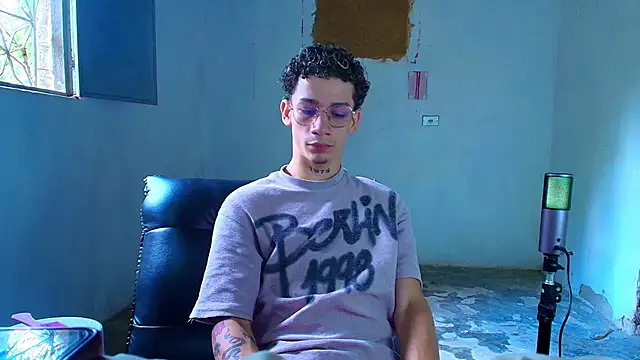 mateodeamjo online show from February 2026 05:21:01 PM