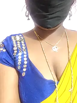 Snapshot of louise92 chatting on February 2025 04:20:01 PM louise92 online show from February 2025 04:20:01 PM