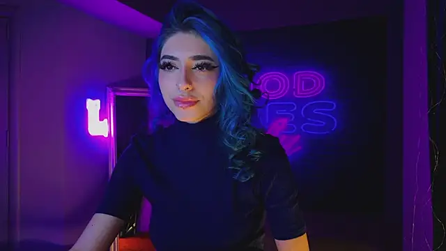 AriaVoss online show from December 2024 02:31:02 AM