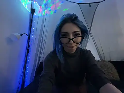 AriaVoss online show from January 2025 10:18:01 PM