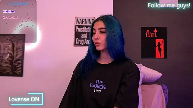 AriaVoss online show from September 2025 08:41:01 PM