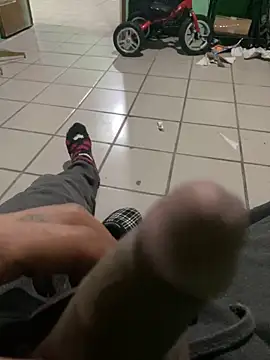 Snapshot of nowex18 chatting on February 2025 06:09:02 AM nowex18 online show from February 2025 06:09:02 AM