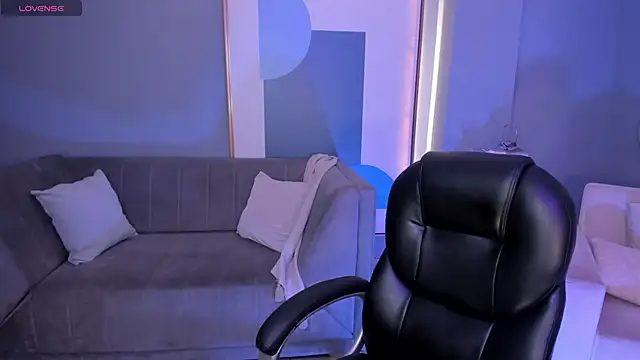 AllyJensen online show from March 2025 10:57:02 AM