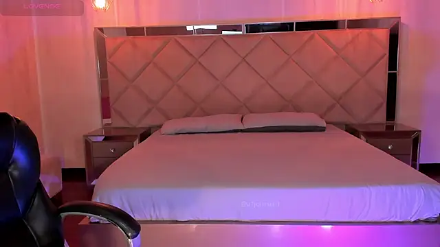 AllyJensen online show from March 2026 10:34:02 AM