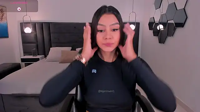 Snapshot of AllyJensen chatting on May 2026 10:34:02 AM AllyJensen online show from May 2026 10:34:02 AM