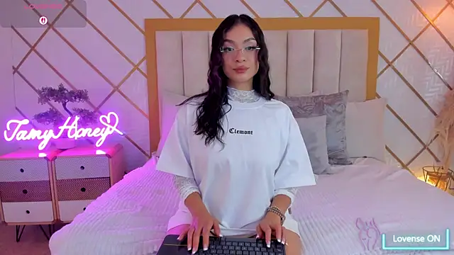 TamyHoney online show from September 2025 11:27:02 PM